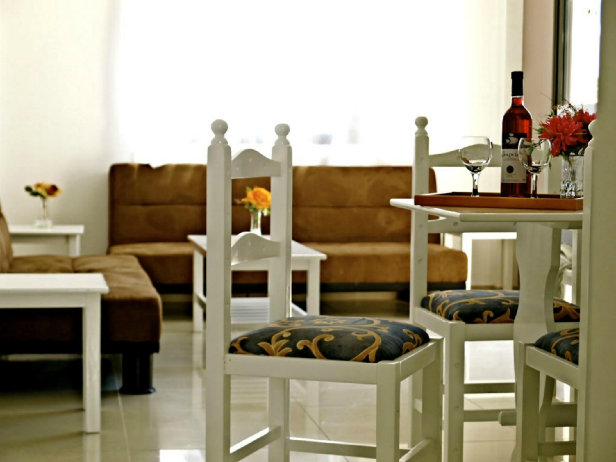 Hilltop Gardens Hotel Apartments Пафос Экстерьер фото