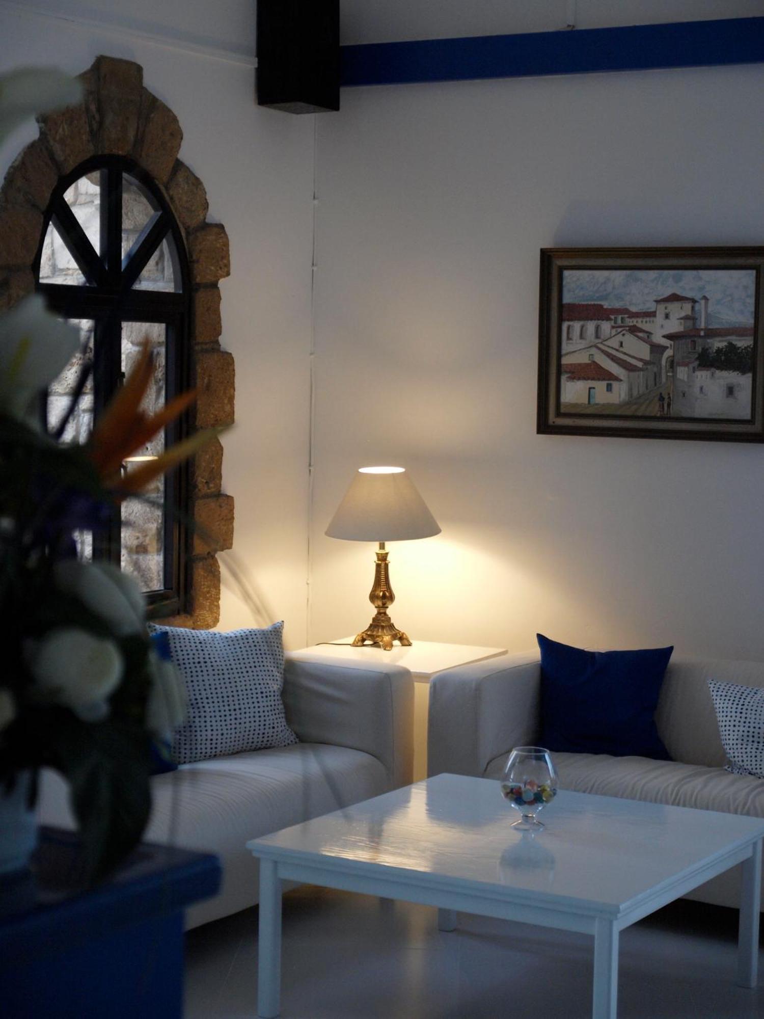 Hilltop Gardens Hotel Apartments Пафос Экстерьер фото