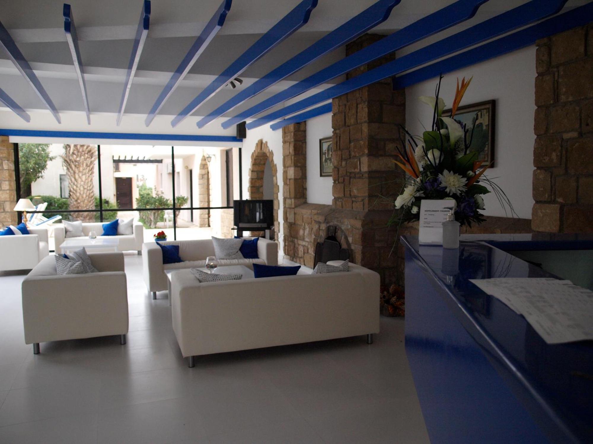 Hilltop Gardens Hotel Apartments Пафос Экстерьер фото