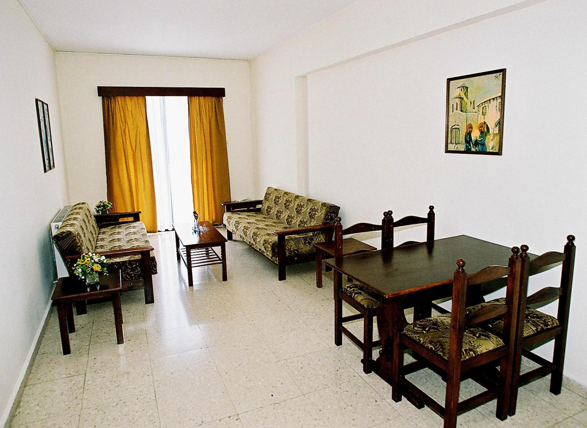 Hilltop Gardens Hotel Apartments Пафос Экстерьер фото