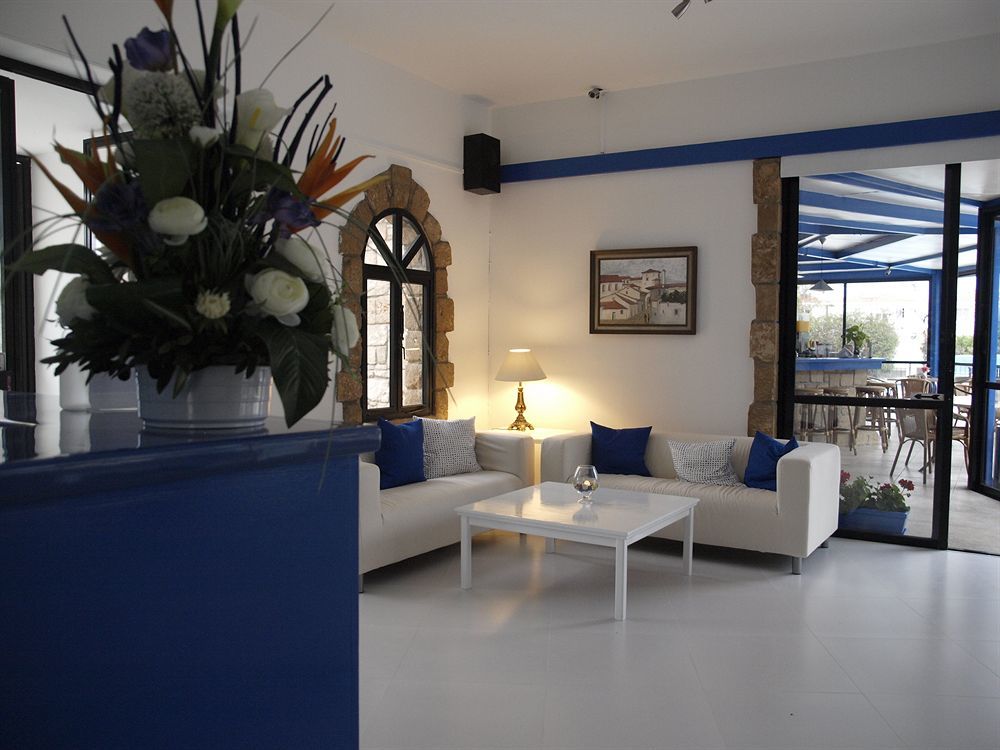 Hilltop Gardens Hotel Apartments Пафос Экстерьер фото